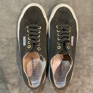 Superga Classic Suede Sneaker in Military Green, Size 39 (8 US)
